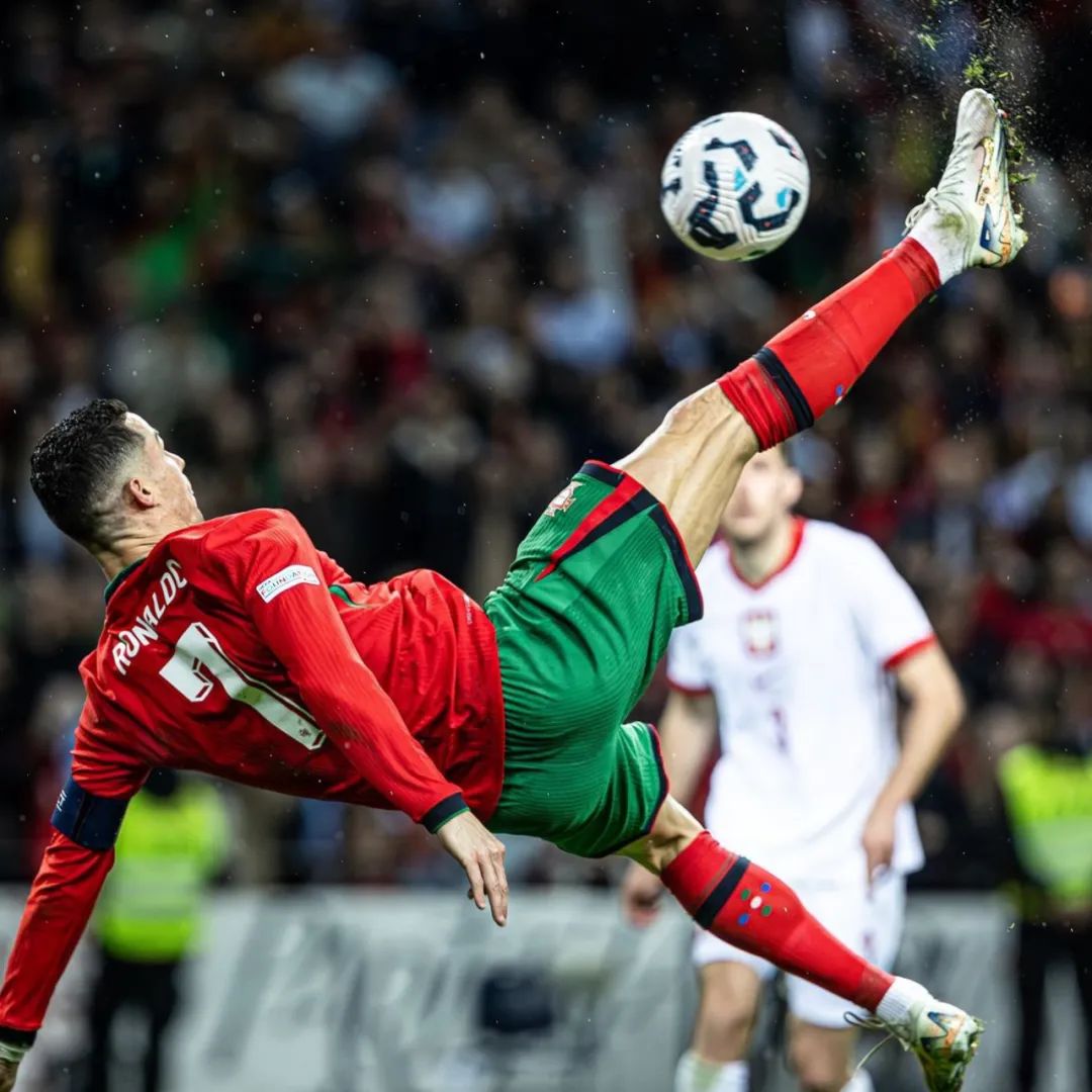 新任国足主教练邵佳一：重塑信心冲击世界杯