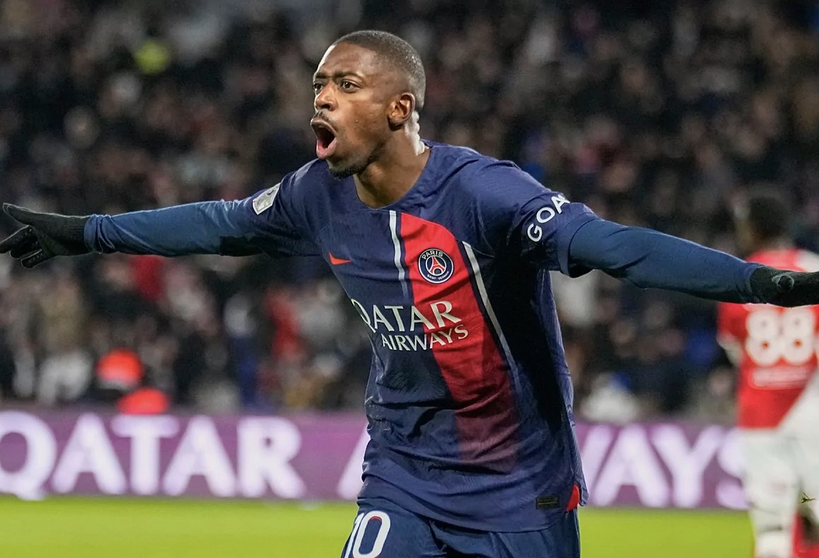 世体：球员身边人士称坎塞洛将加盟巴萨