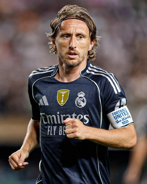 《龙息：神寂》鼠耳狂欢盛典开启 海量龙晶石返还与超值折扣来袭