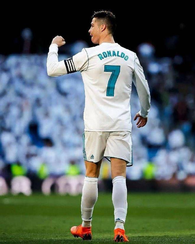 “后弗格森时代”曼联再度换帅 十任主帅轮换仍难回巅峰 股价深陷谷底